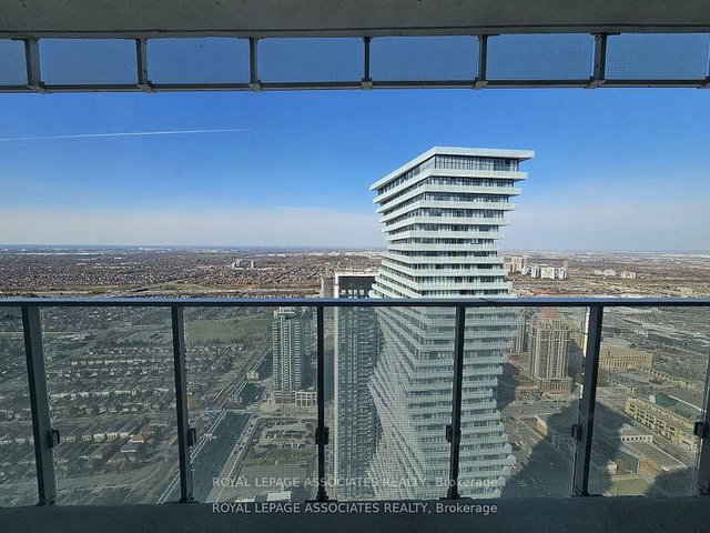 5711 - 3883 Quartz Road