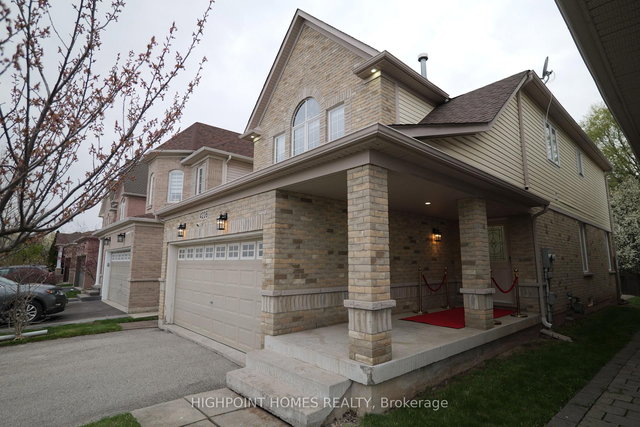 4236 Saunders Crescent
