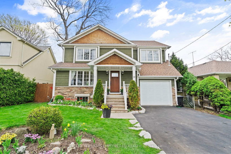 10 Athol Ave, Toronto, M8Z 2A4 | Image 2