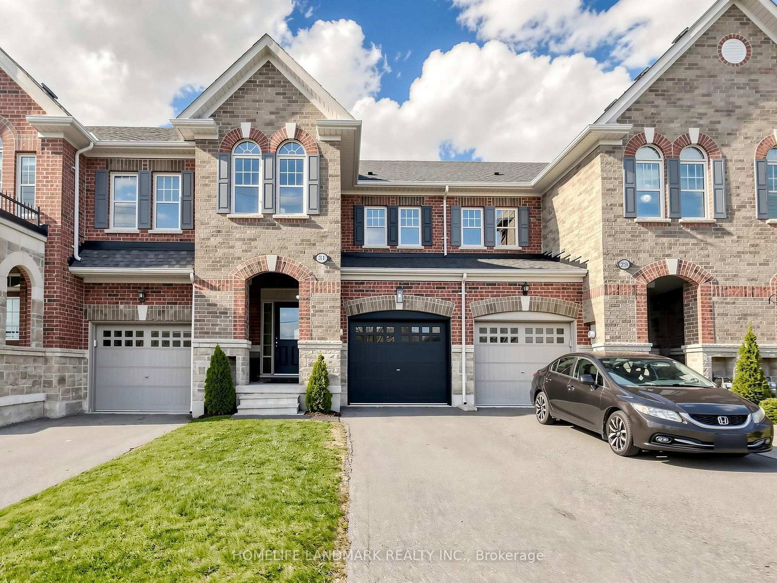 31 True Blue Crescent • Caledon, ON photo 1