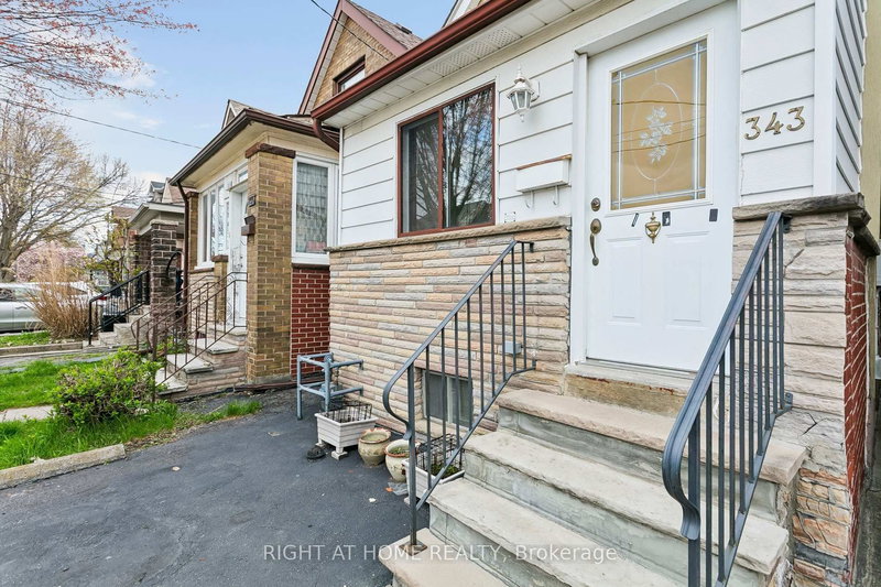 343 Westmoreland Ave N, Toronto, M6H 3A6 | Image 2