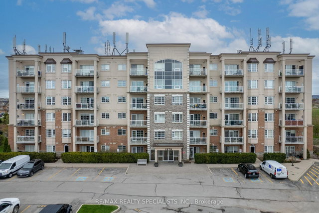 201 - 1379 Costigan Road