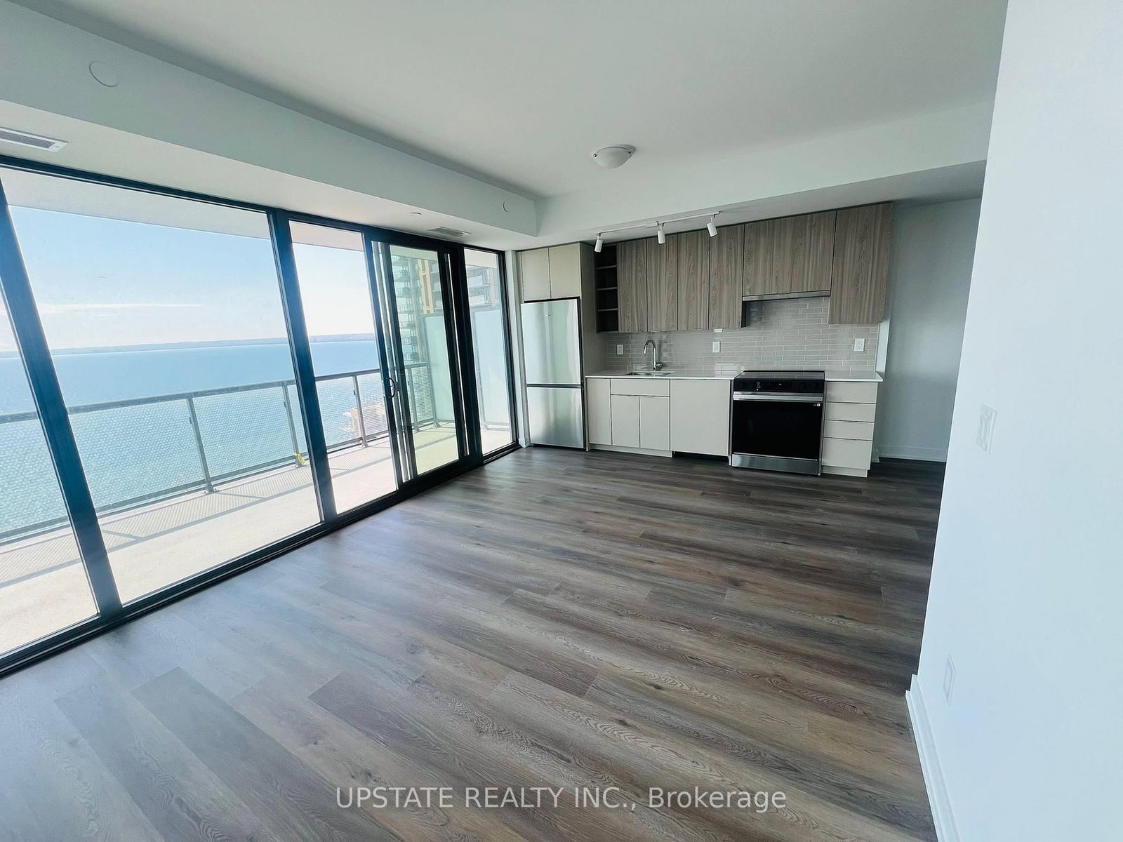 2075 Lakeshore Road, Unit 1204 - Photo 4