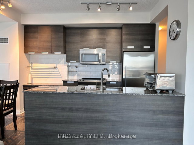 507 - 55 Eglinton Avenue W