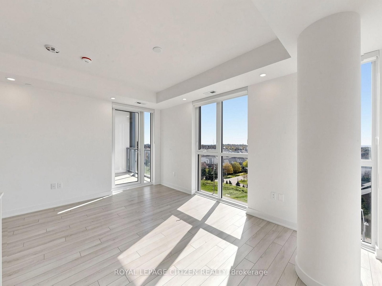 1005 Dundas Street, Unit 814 - Photo 12