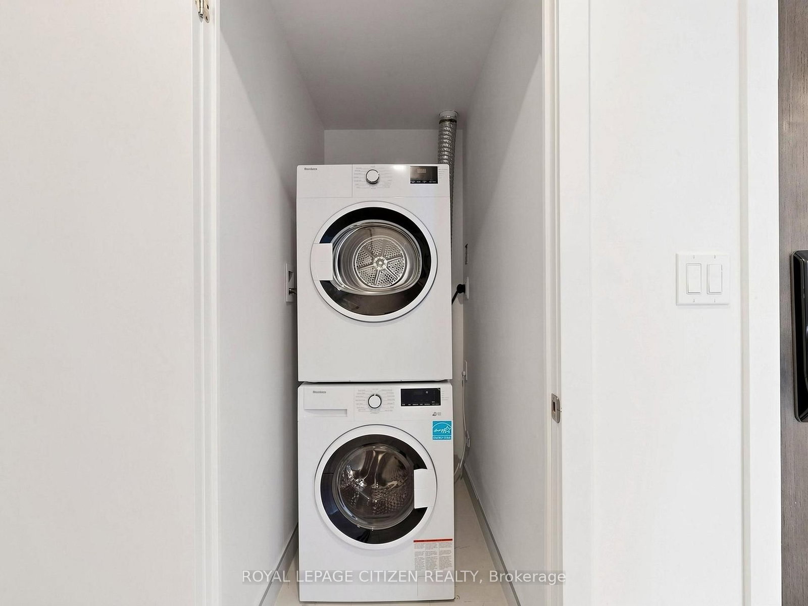 1005 Dundas Street, Unit 814 - Photo 27