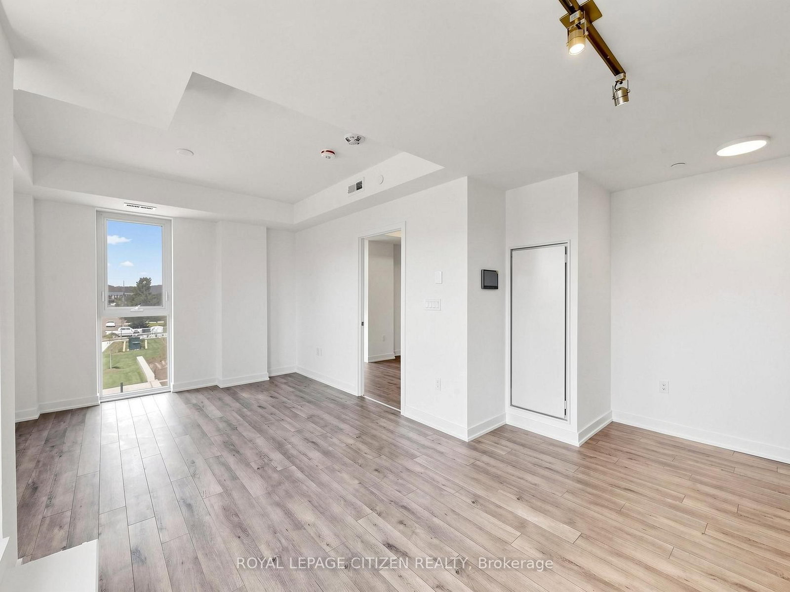 1005 Dundas Street E, Unit 363 - Photo 13
