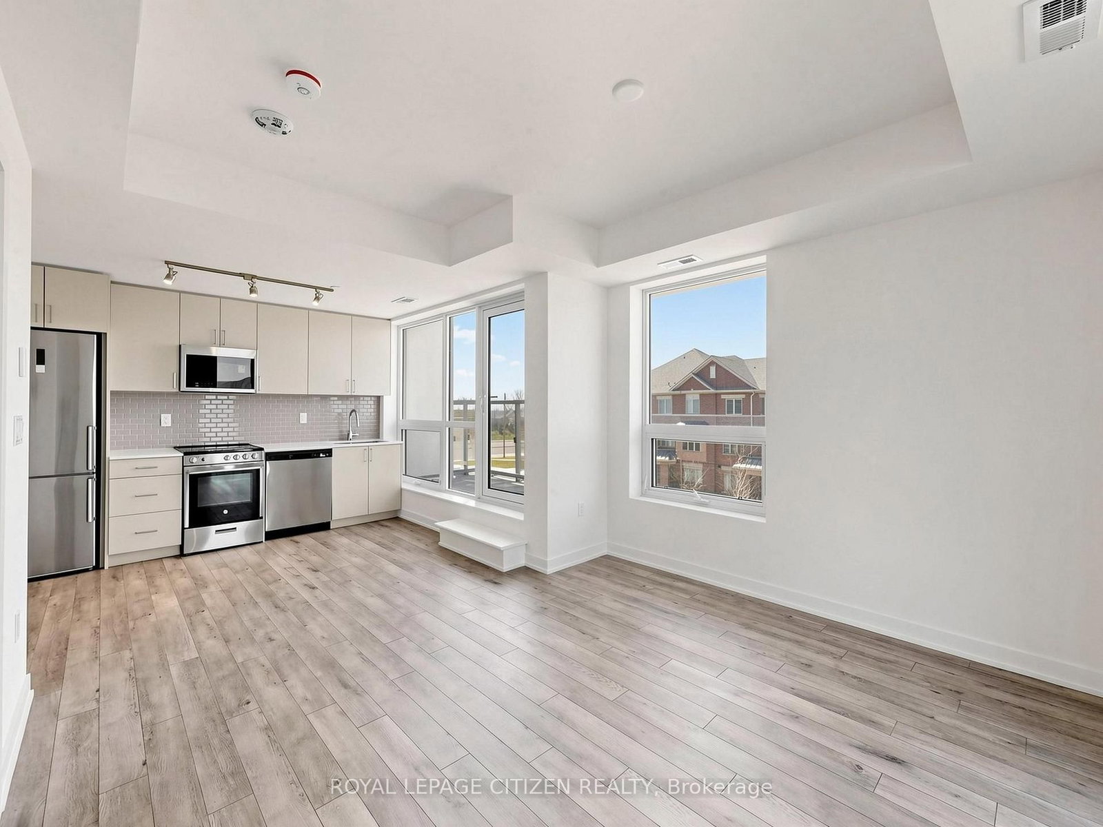 1005 Dundas Street E, Unit 363 - Photo 16