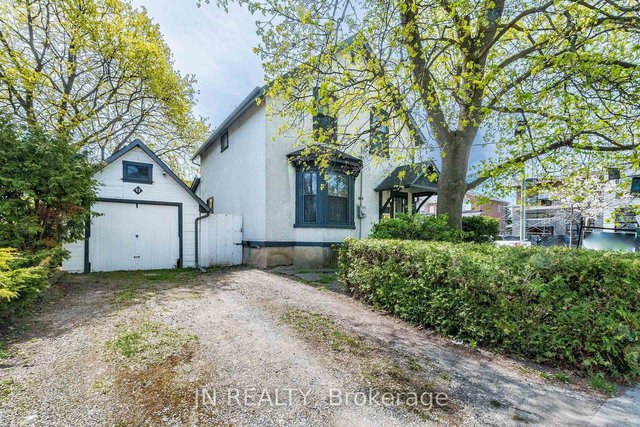 77 Nelson Street W