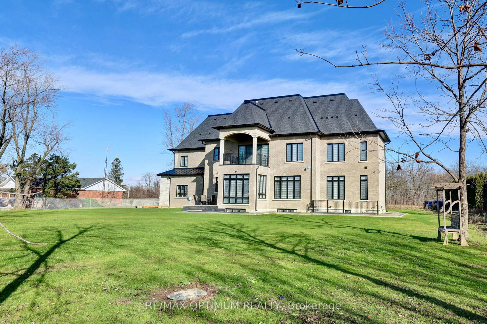 7548 Sixth Line, Milton, view 47