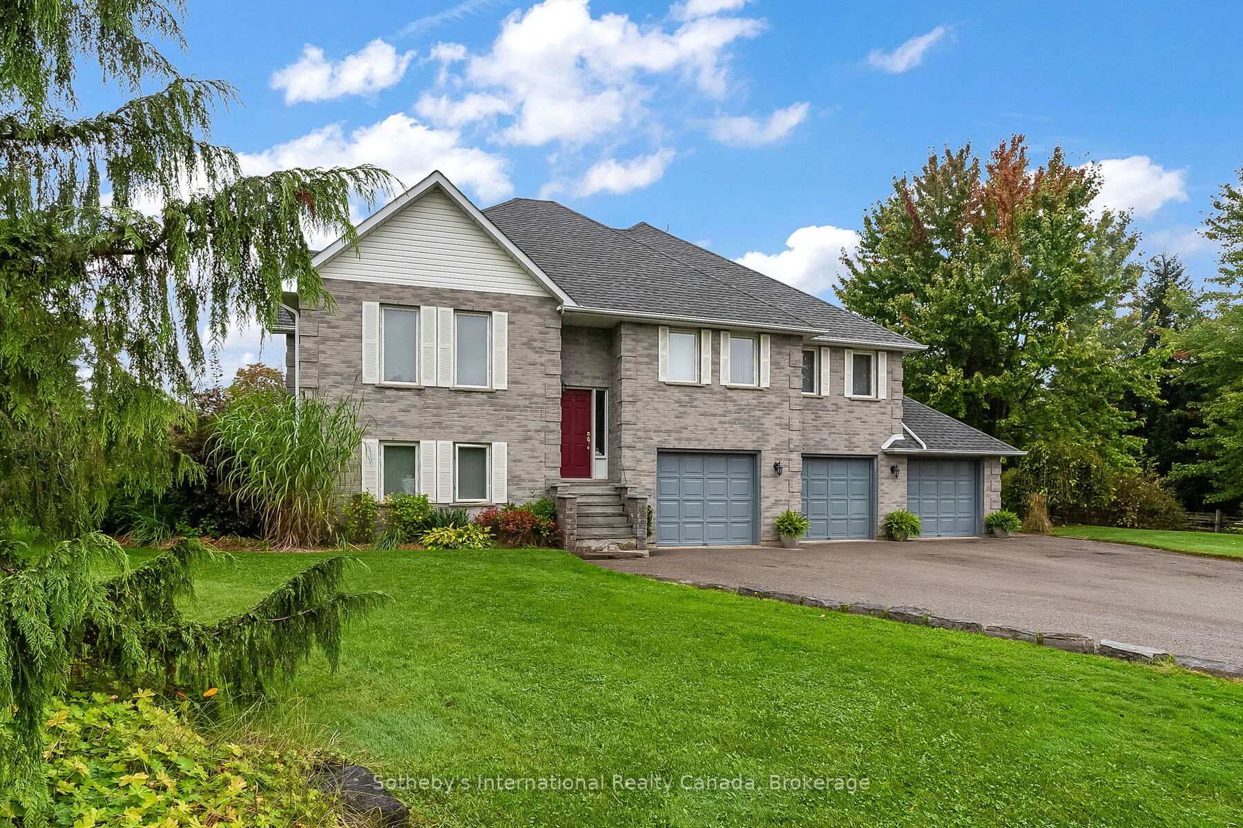 2091 Country Lane Court
