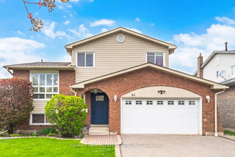 home for sale on 94 Blackthorn Lane