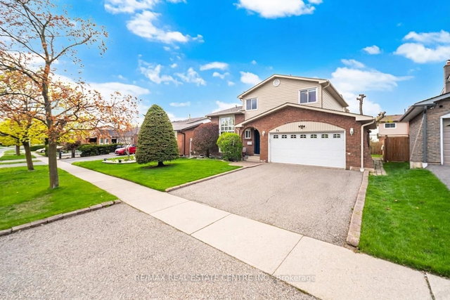 94 Blackthorn Lane