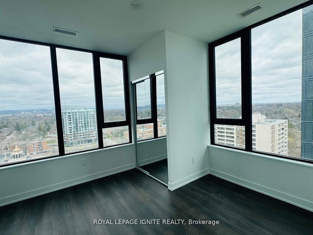 1302 - 2075 Lakeshore Road