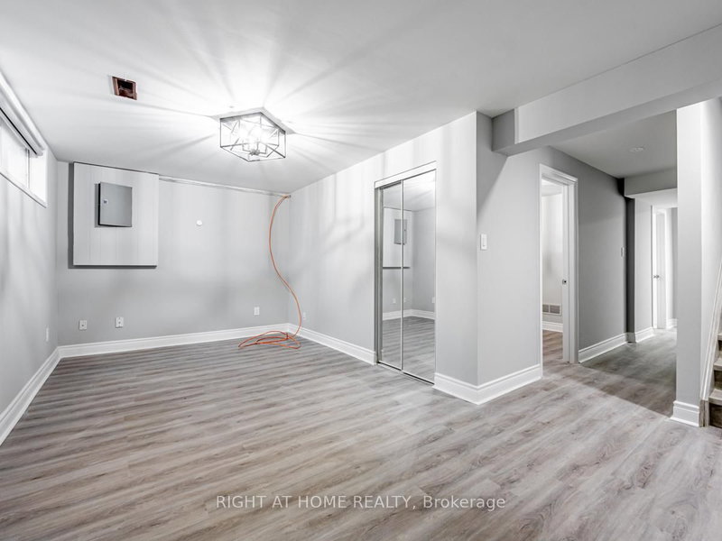 Bsmt - 188 Mavety St, Toronto, M6P 2M2 | Image 2
