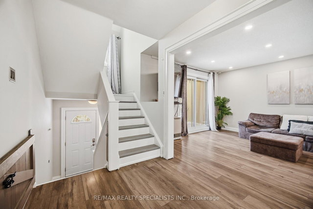 19 - 6780 Formentera Avenue