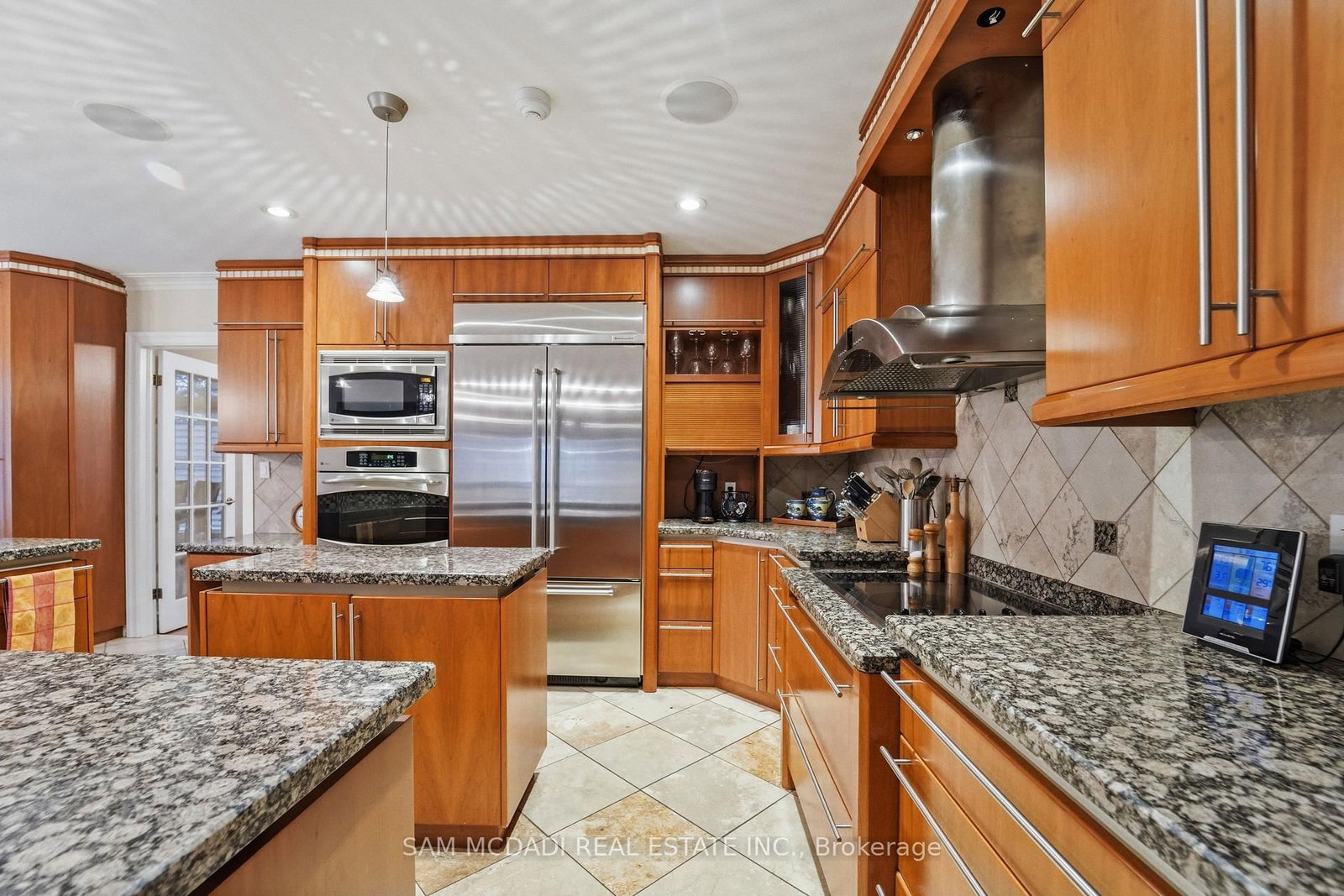 495 Meadow Wood Road • Mississauga, ON photo 8