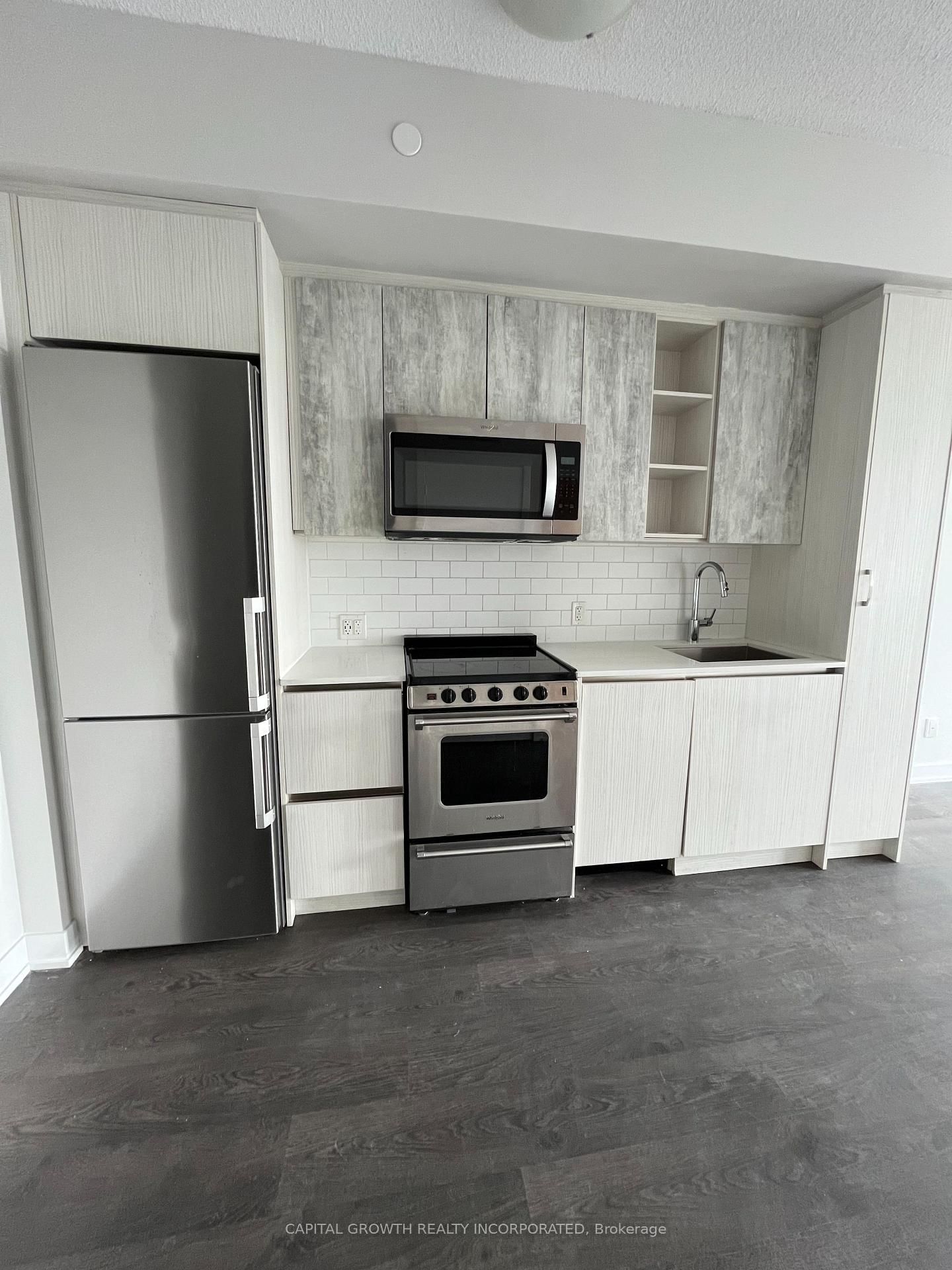 251 Manitoba Street, Unit 622 - Photo 18