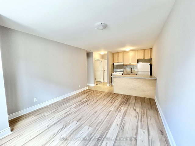 4 - 100 Twenty Fifth Street