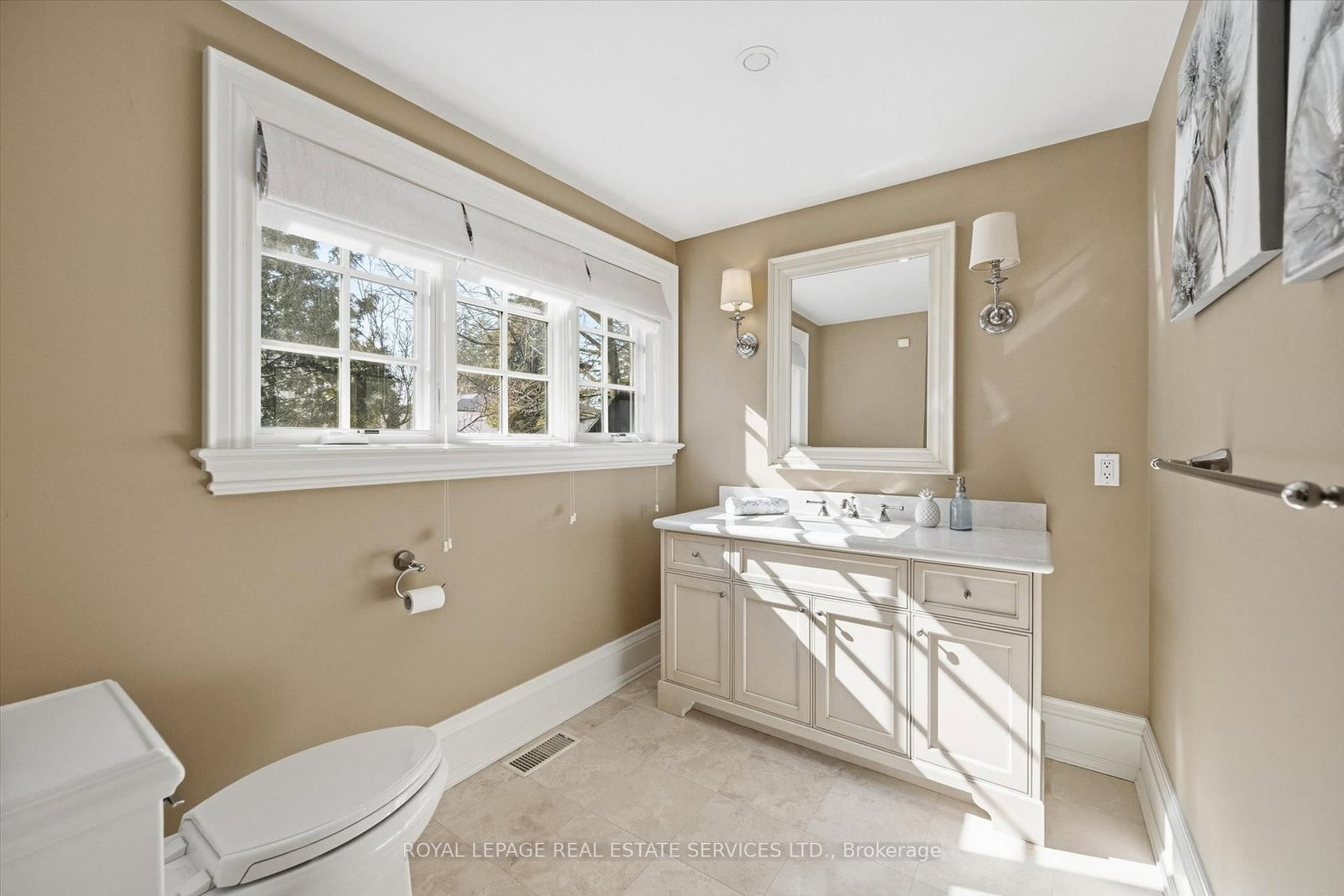 1049 Cedar Grove Boulevard • Oakville, ON photo 36