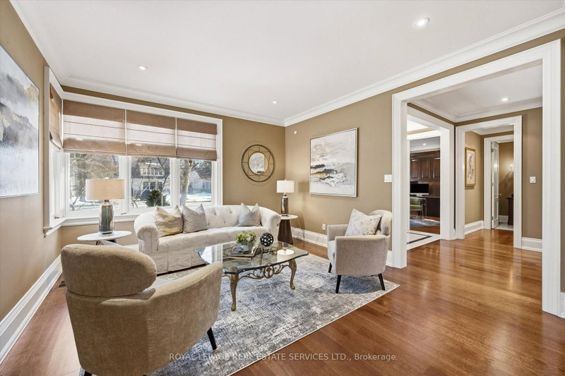 1049 Cedar Grove Blvd photo 4
