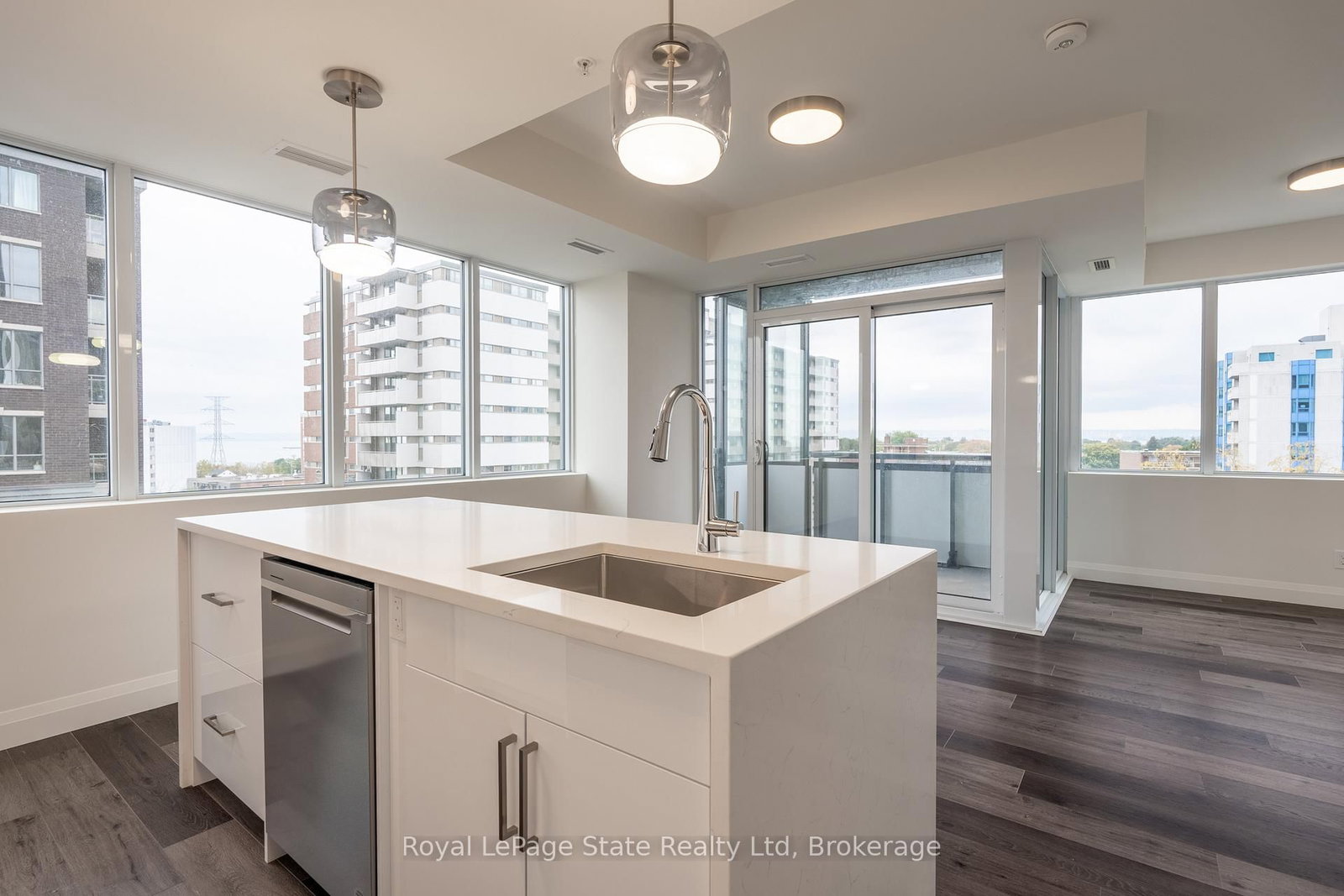 500 Brock Avenue, Unit 808 - Photo 20