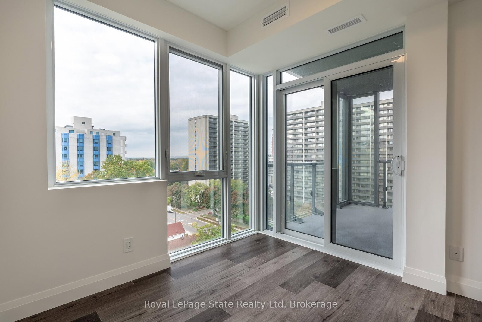 500 Brock Avenue, Unit 808 - Photo 38