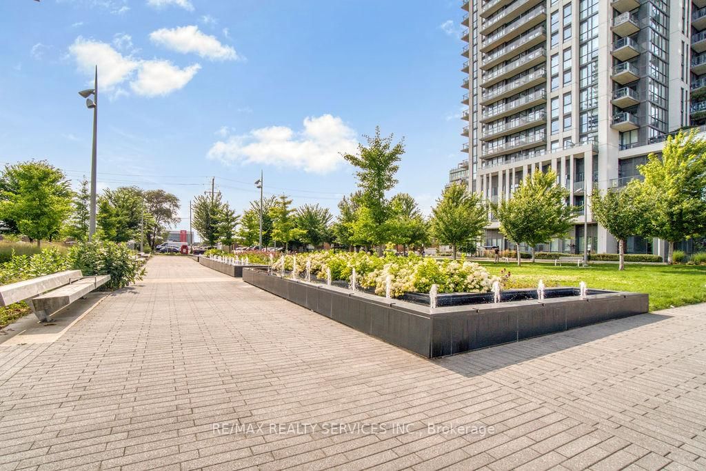17 Zorra Street, Unit 1612 - Photo 27