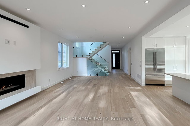 19 Putney Road
