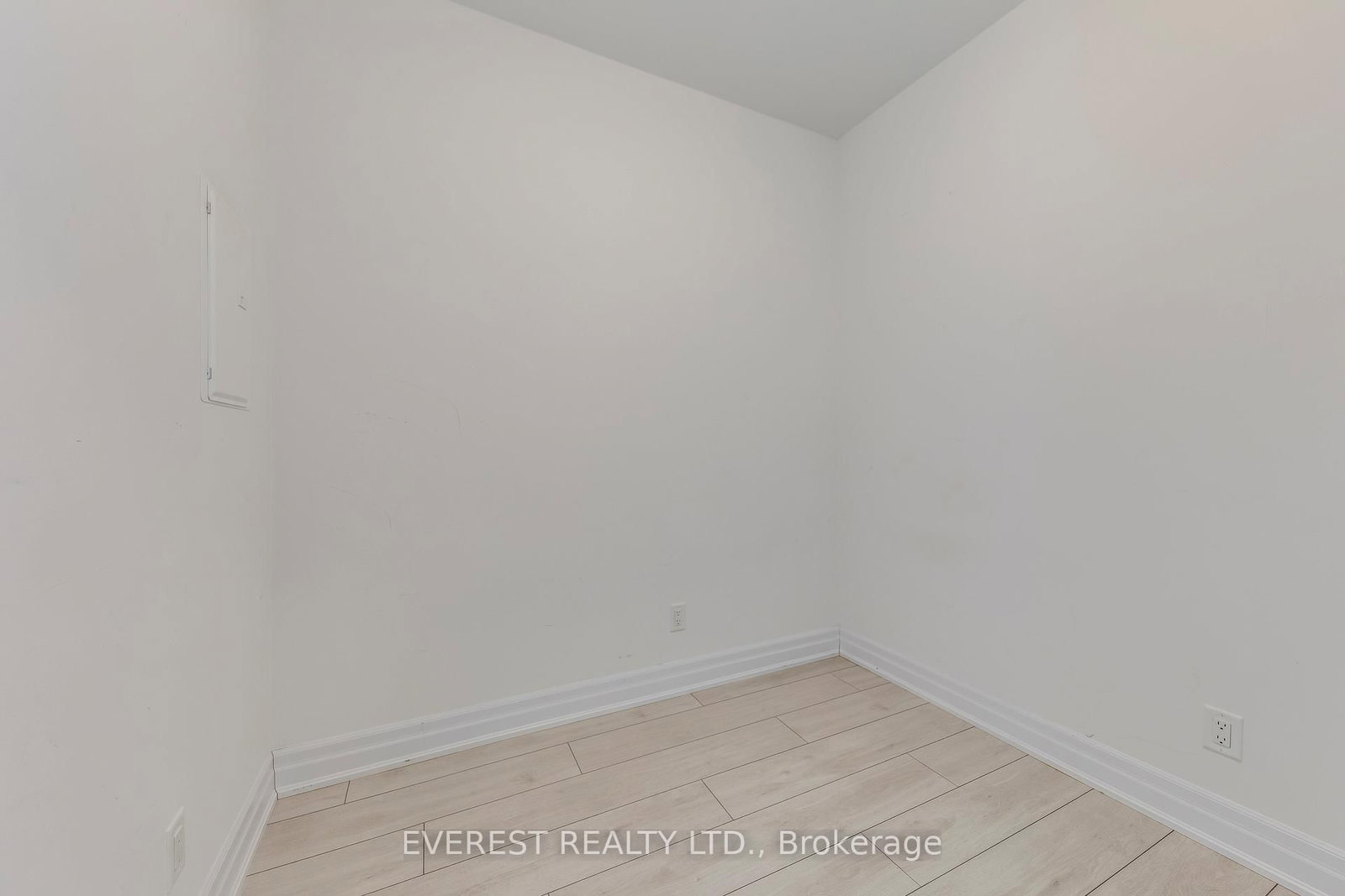 30 ELM Drive N, Unit 705 - Photo 28