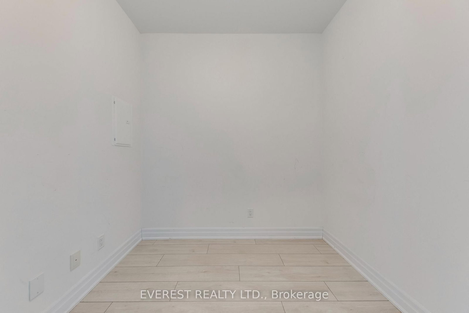 30 ELM Drive N, Unit 705 - Photo 29