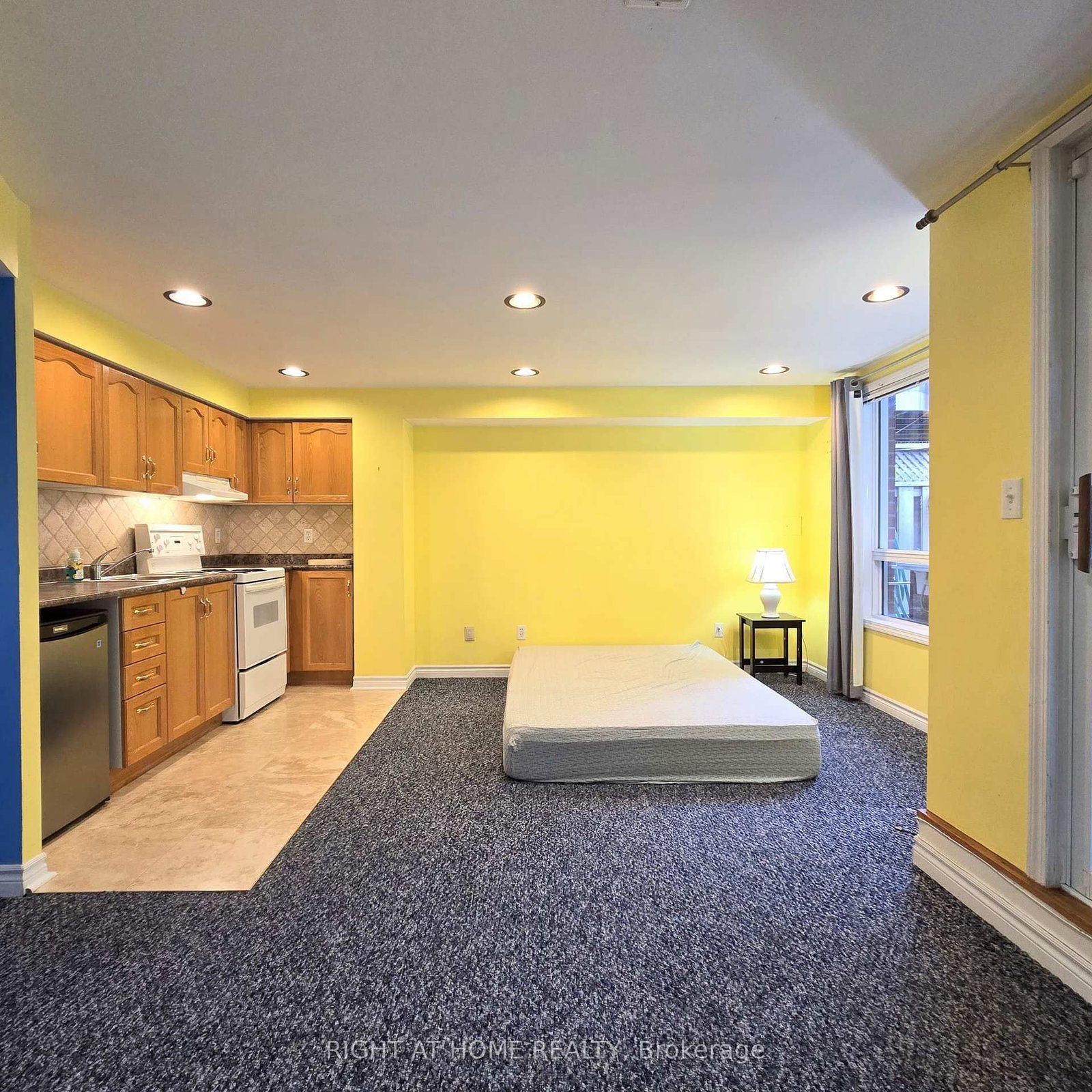65 Mare Crescent, Unit Bsmt - Photo 3