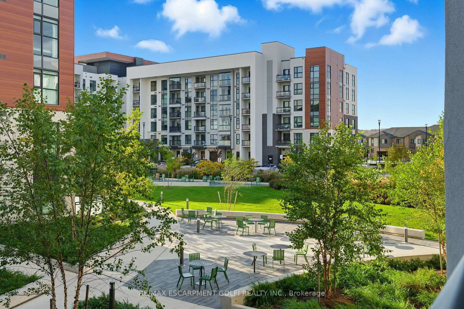 Condo for sale at 204-470 Gordon Krantz Avenue, Milton, Ontario, L9T 2X5 - Walker - MLS: W13087202