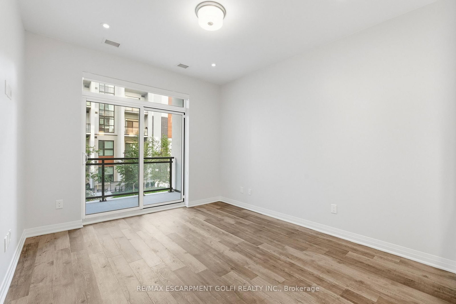 470 Gordon Krantz Milton,ON L9T 2X5 — Photo 10