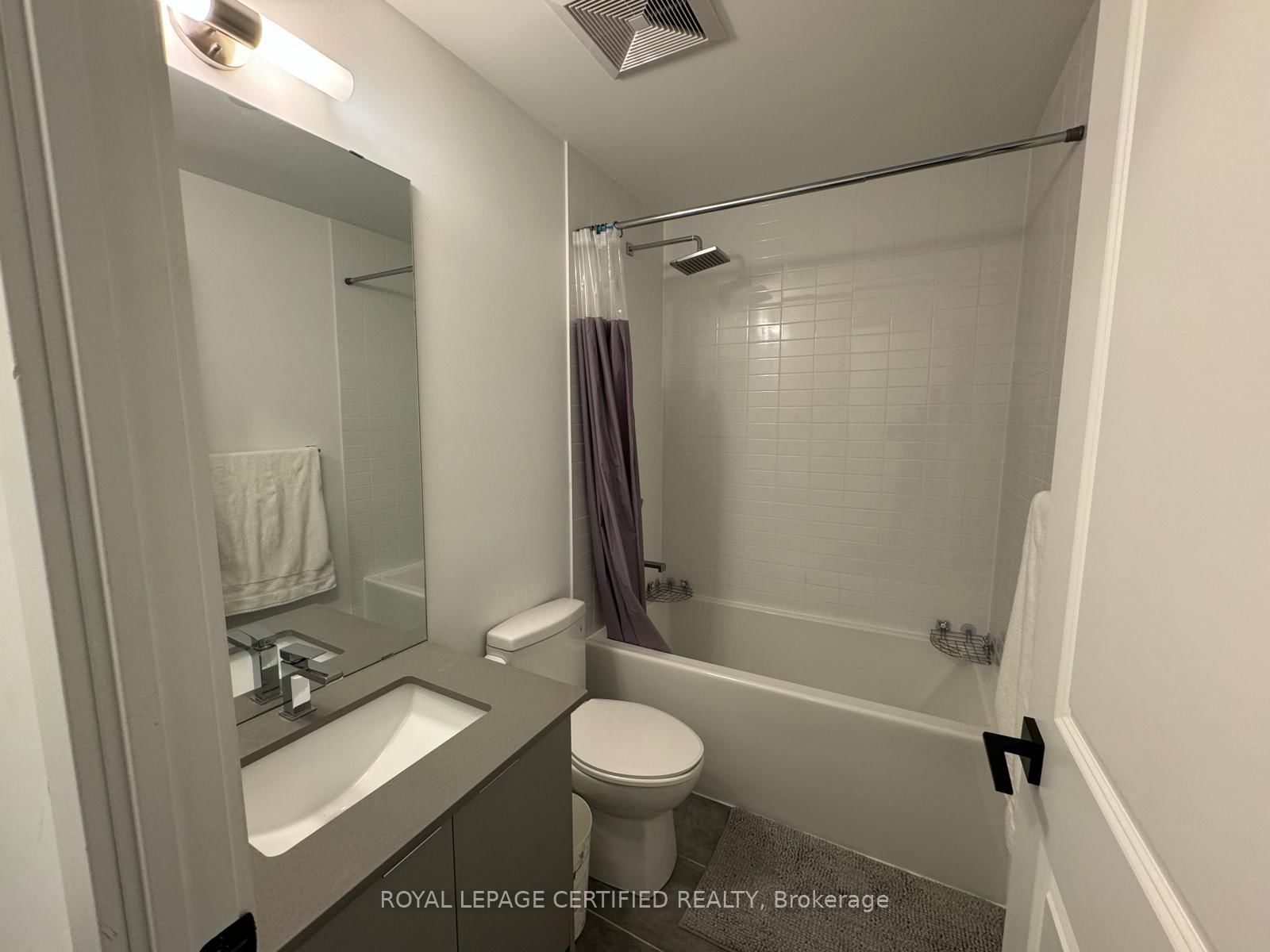 2481 TAUNTON Road, Unit 608 - Photo 3