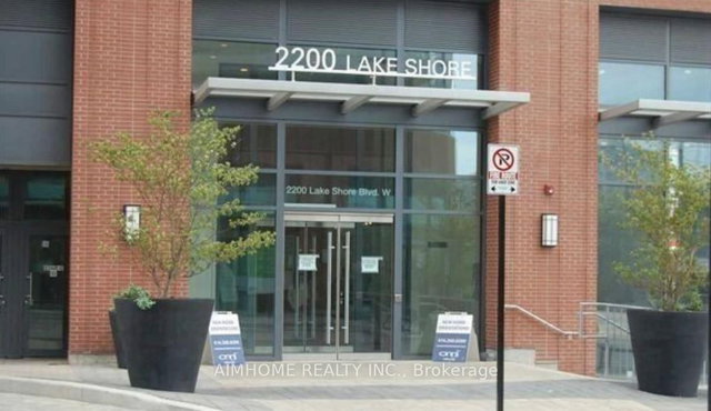 4601 - 2200 lake shore Boulevard W