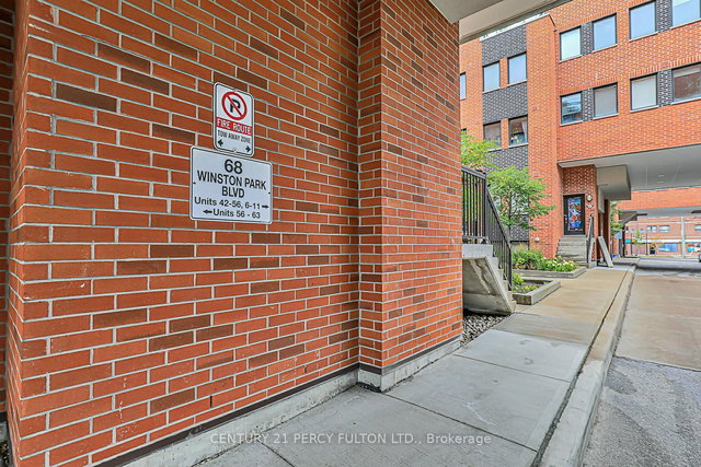 7 - 68 Winston Park Boulevard
