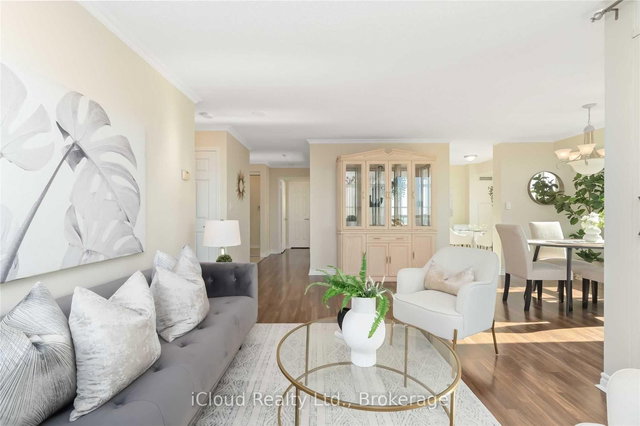 811 - 335 Rathburn Road W