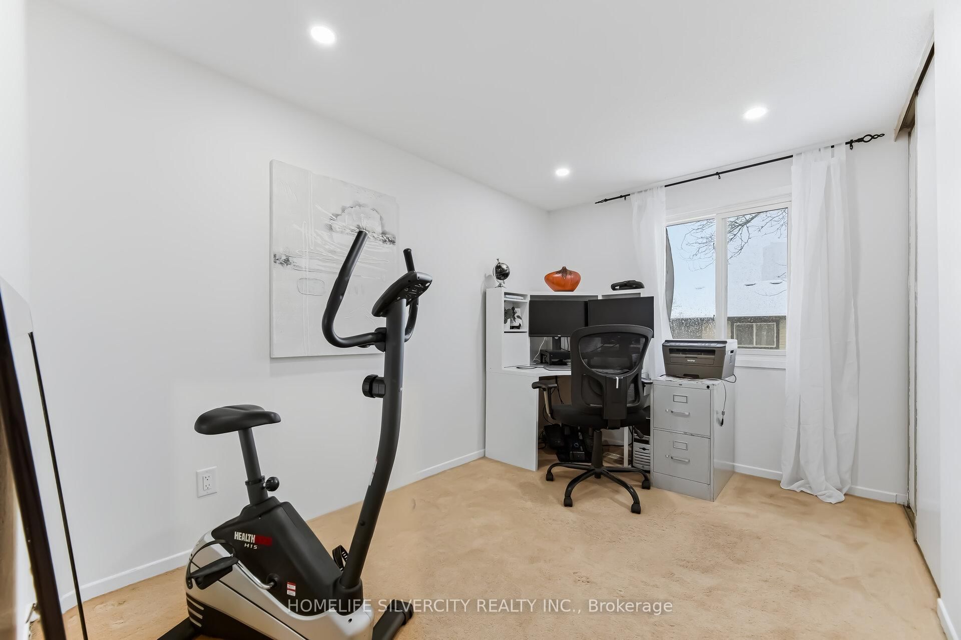 45 Hansen Road, Unit 100