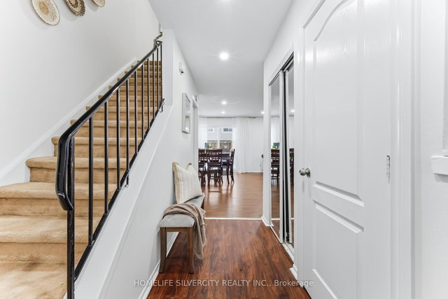 100 - 45 Hansen Road