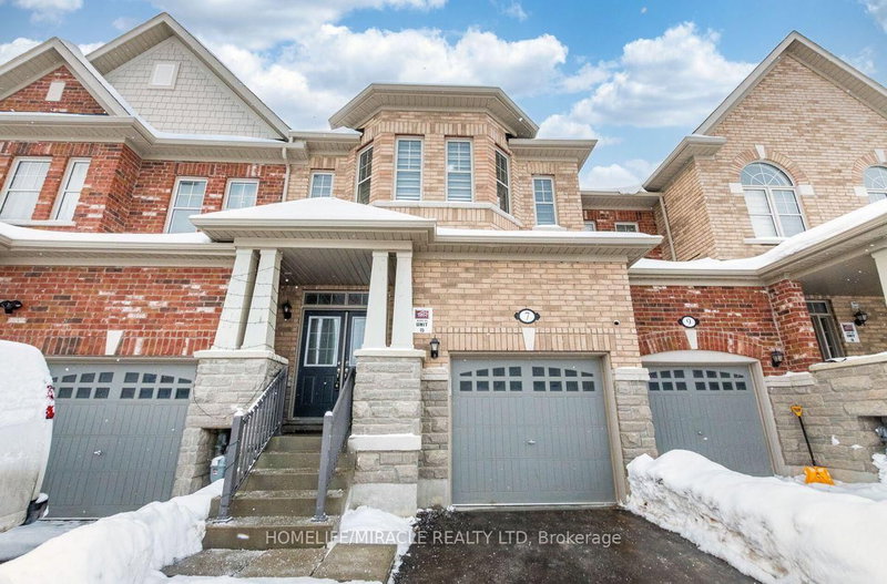 home for lease on 7 Bushwood Trail