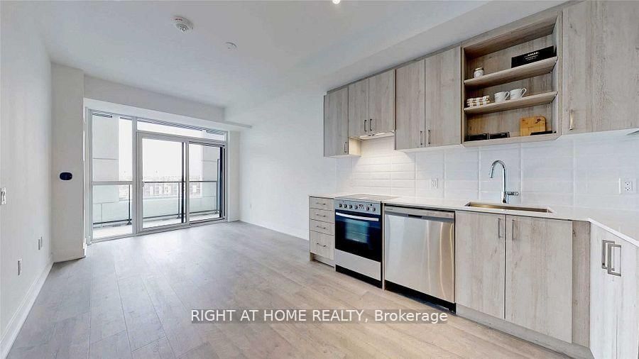 50 George Butchart Drive, Unit 615 - Photo 10