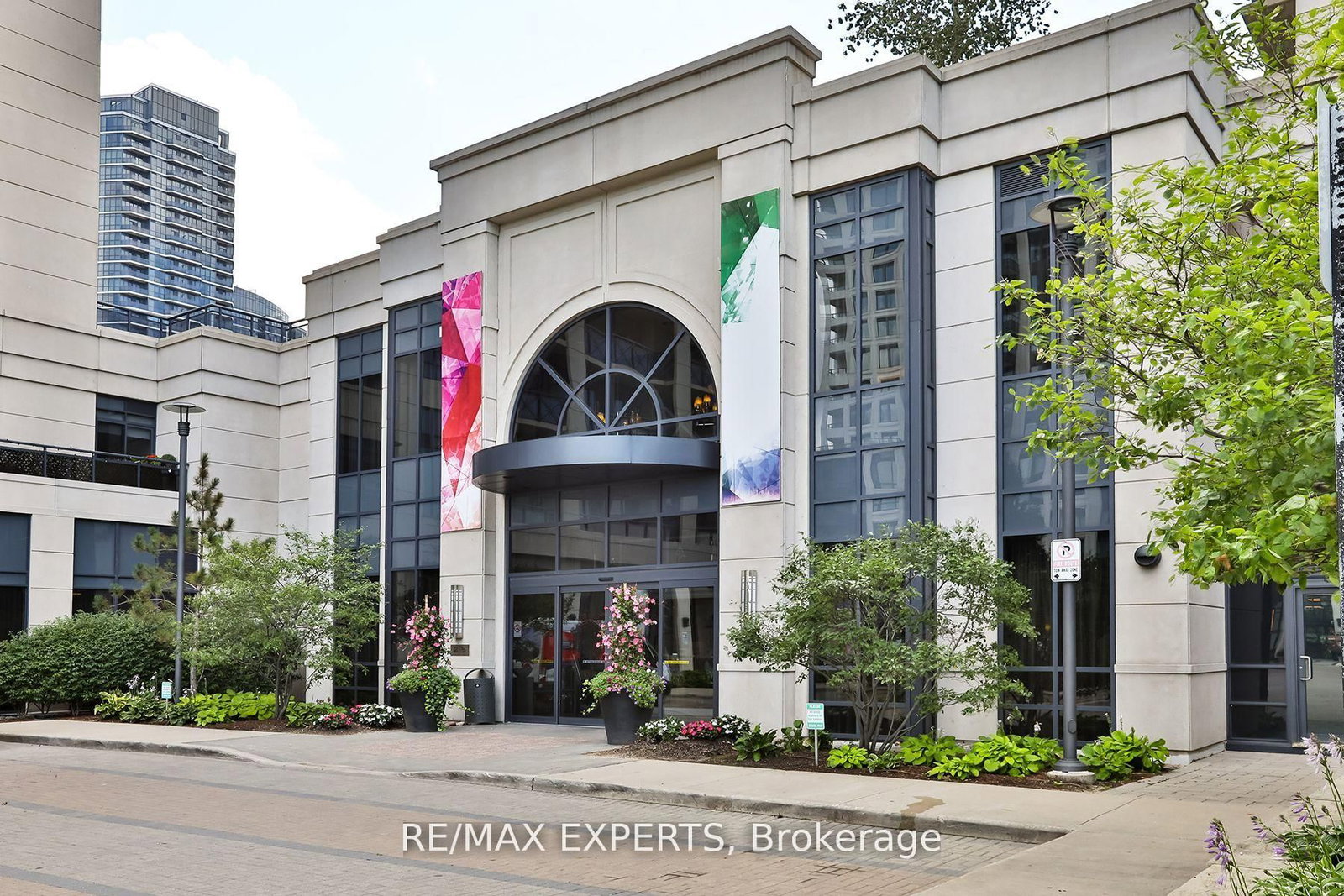 2 Eva Road, Unit 2021