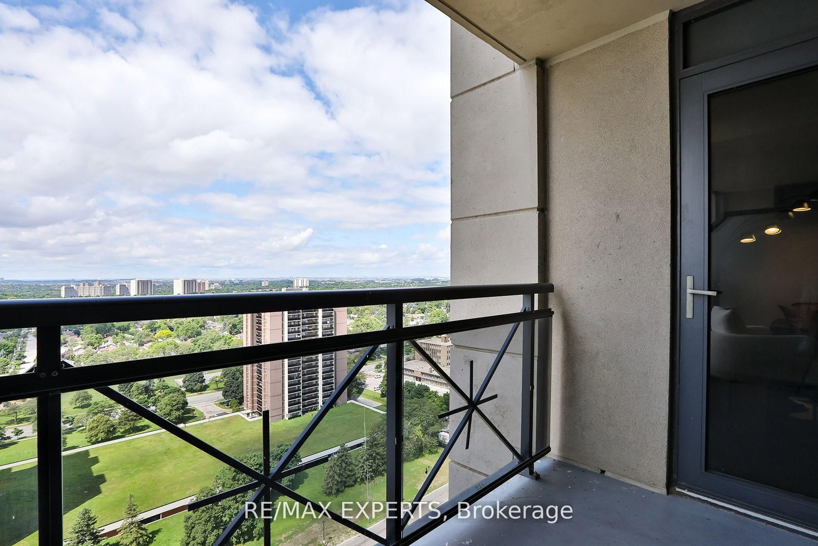 2 Eva Road, Unit 2021 - Photo 16