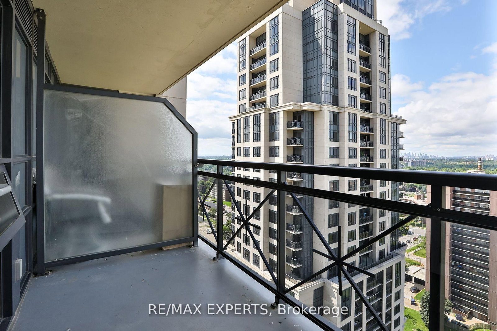 2 Eva Road, Unit 2021 - Photo 17