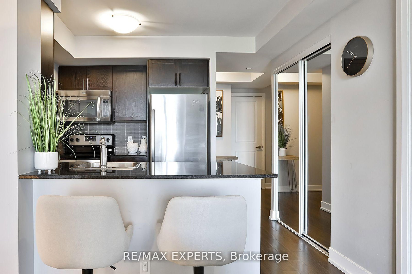 2 Eva Road, Unit 2021 - Photo 8