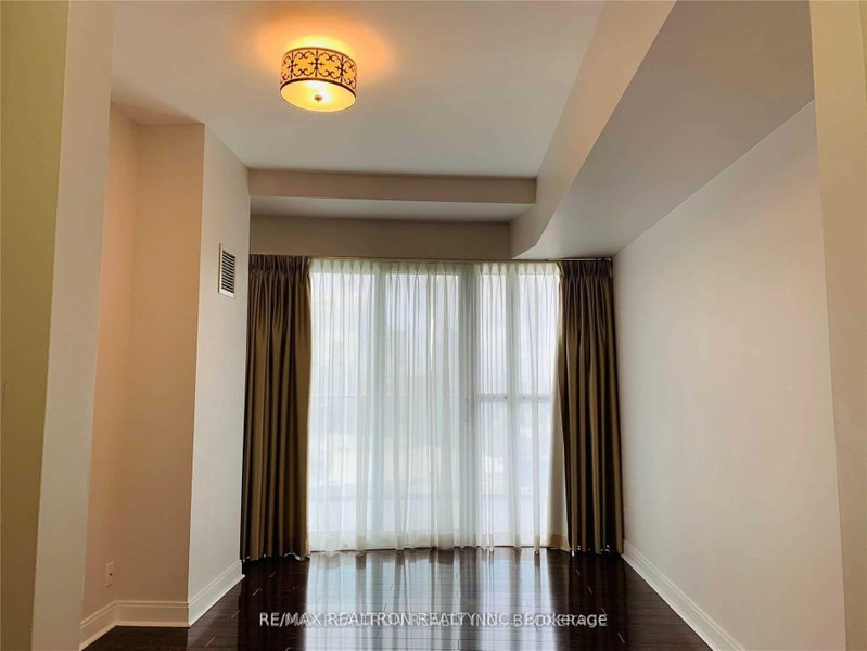 Room2
