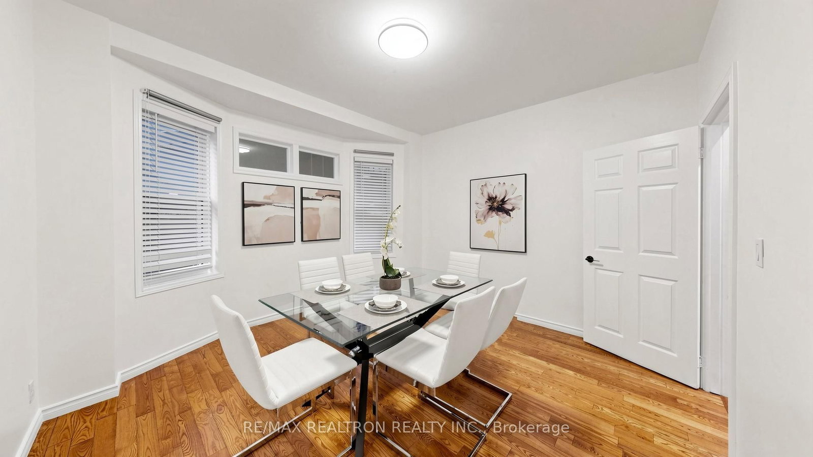 318 Westmoreland Avenue • Toronto, ON photo 8