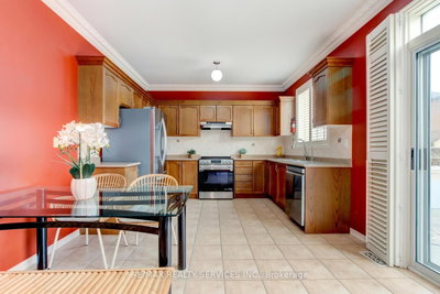 47 Cape Dorset Crescent — photo 6