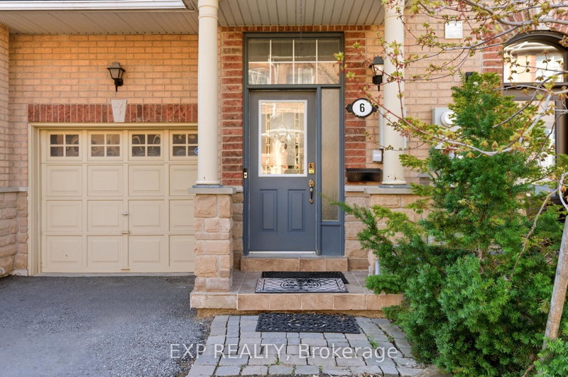 6 Purple Finch Crt, Brampton, L6X 5A3 | Image 2